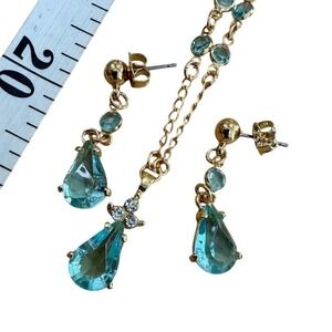 Vintage 90's Gold Tone Aqua Teardrop‎ Pendant Jewelry Set from Avon
